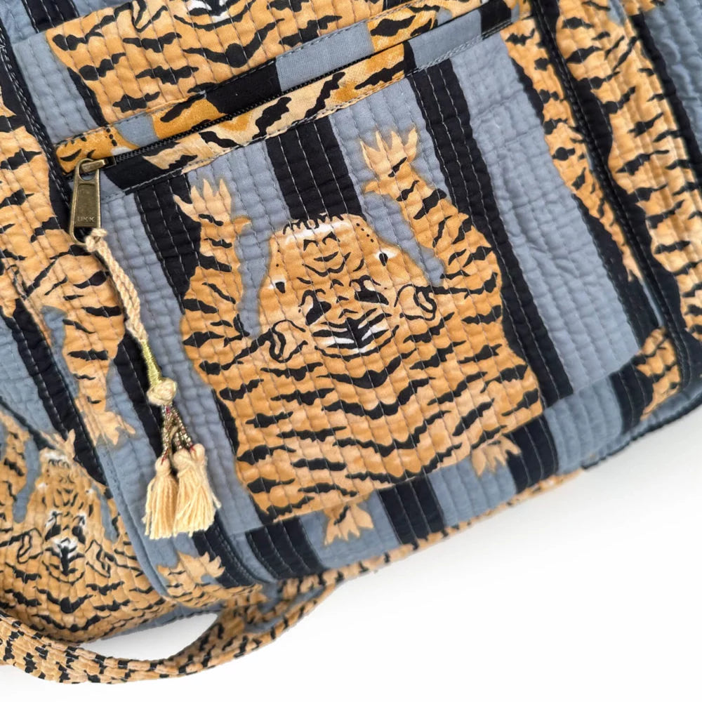 Large travel bag “Poppy Tiger black