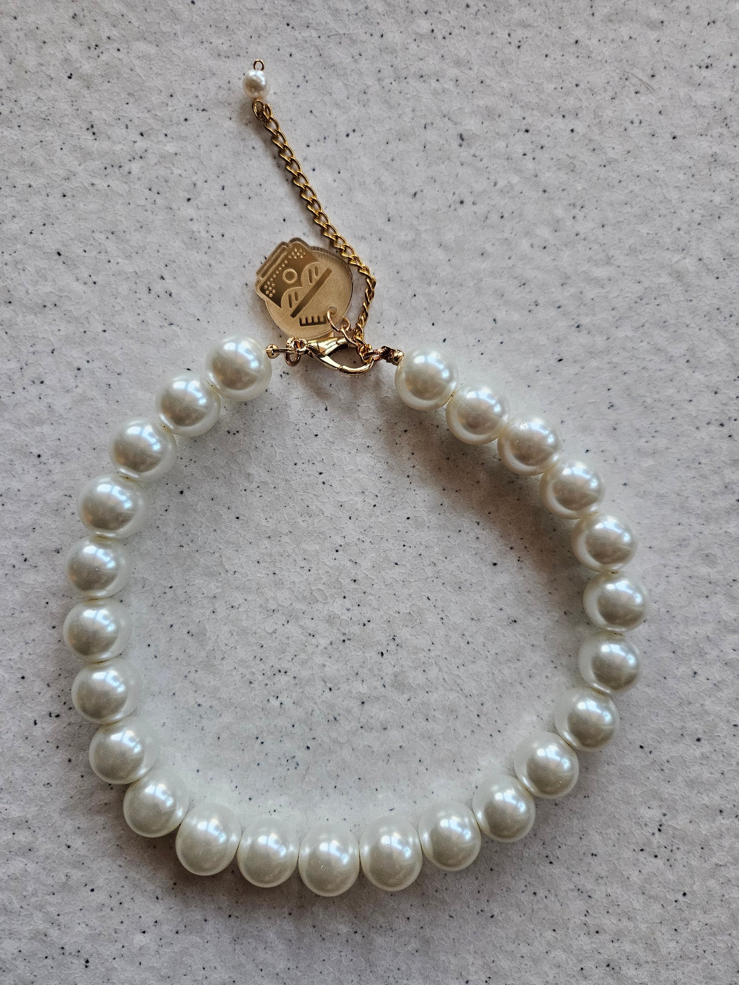 Allure Pearl Choker