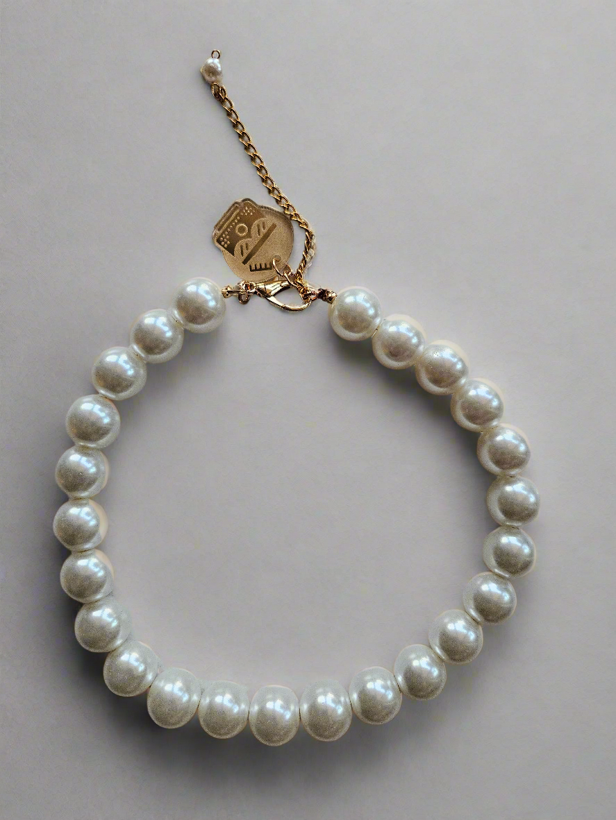 Allure Pearl Choker