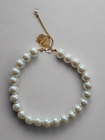 Allure Pearl Choker