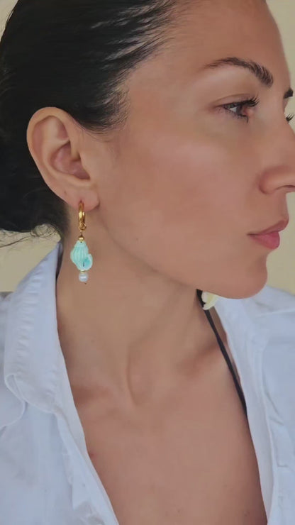 Blue Waters & Shells Necklace